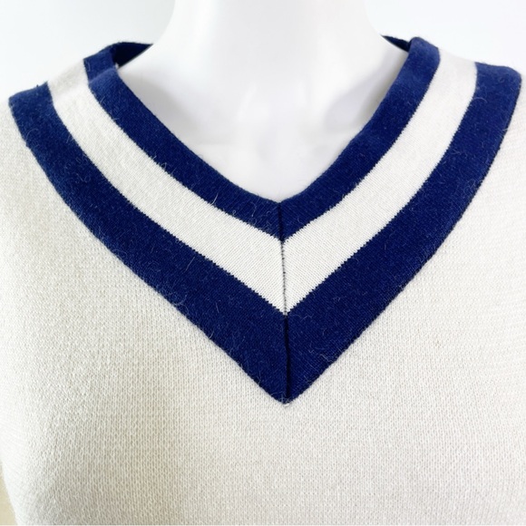 Mila Owen Women's Ivory Knit Pullover Sweater Sailor Stripe V-Neck Size F Large - Picture 2 of 8